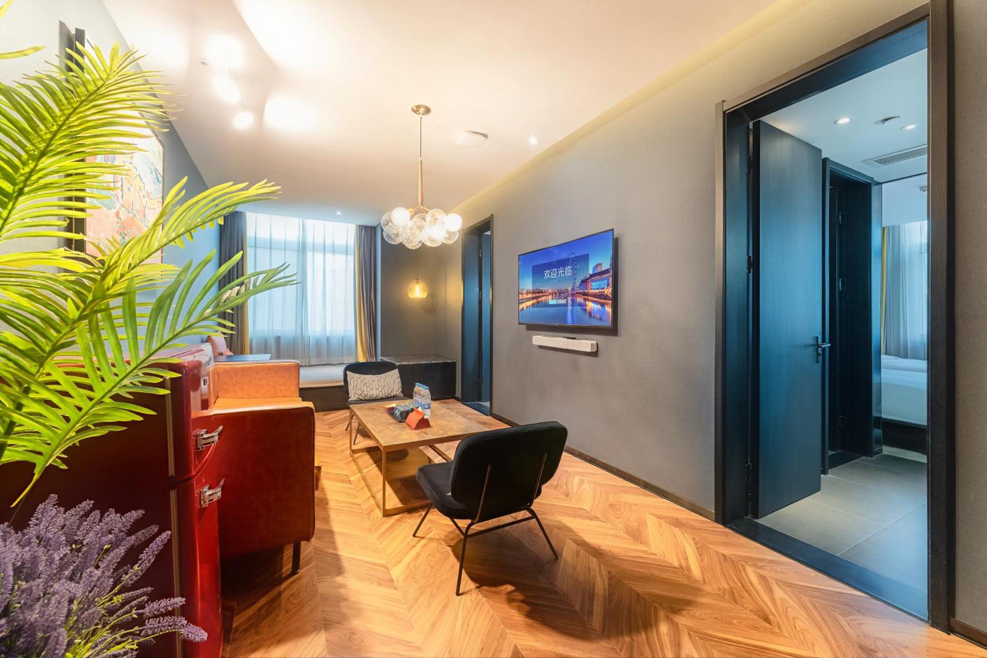 Hesu Designer Hotel & Suites -Near Xi'An Drum Tower And Yongning Gate -Free Laundry Luggage Storage -Kitty Cafe With Freshly Ground Coffee -24H Front Desk -English Service Exterior foto