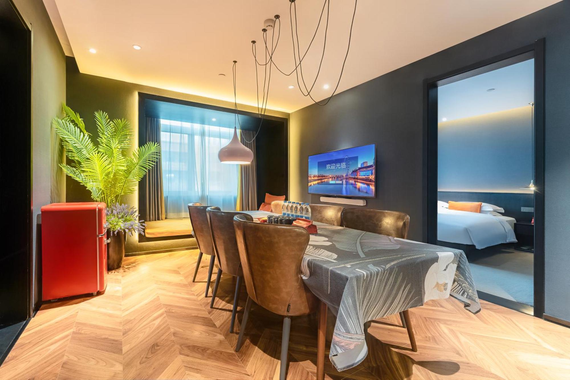 Hesu Designer Hotel & Suites -Near Xi'An Drum Tower And Yongning Gate -Free Laundry Luggage Storage -Kitty Cafe With Freshly Ground Coffee -24H Front Desk -English Service Exterior foto