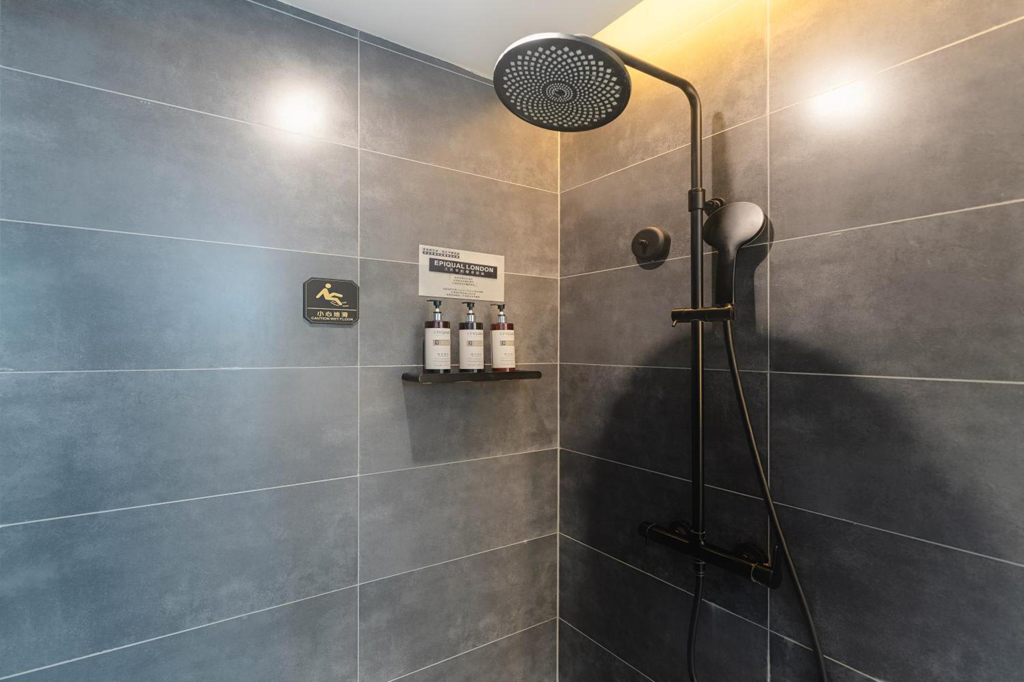 Hesu Designer Hotel & Suites -Near Xi'An Drum Tower And Yongning Gate -Free Laundry Luggage Storage -Kitty Cafe With Freshly Ground Coffee -24H Front Desk -English Service Exterior foto
