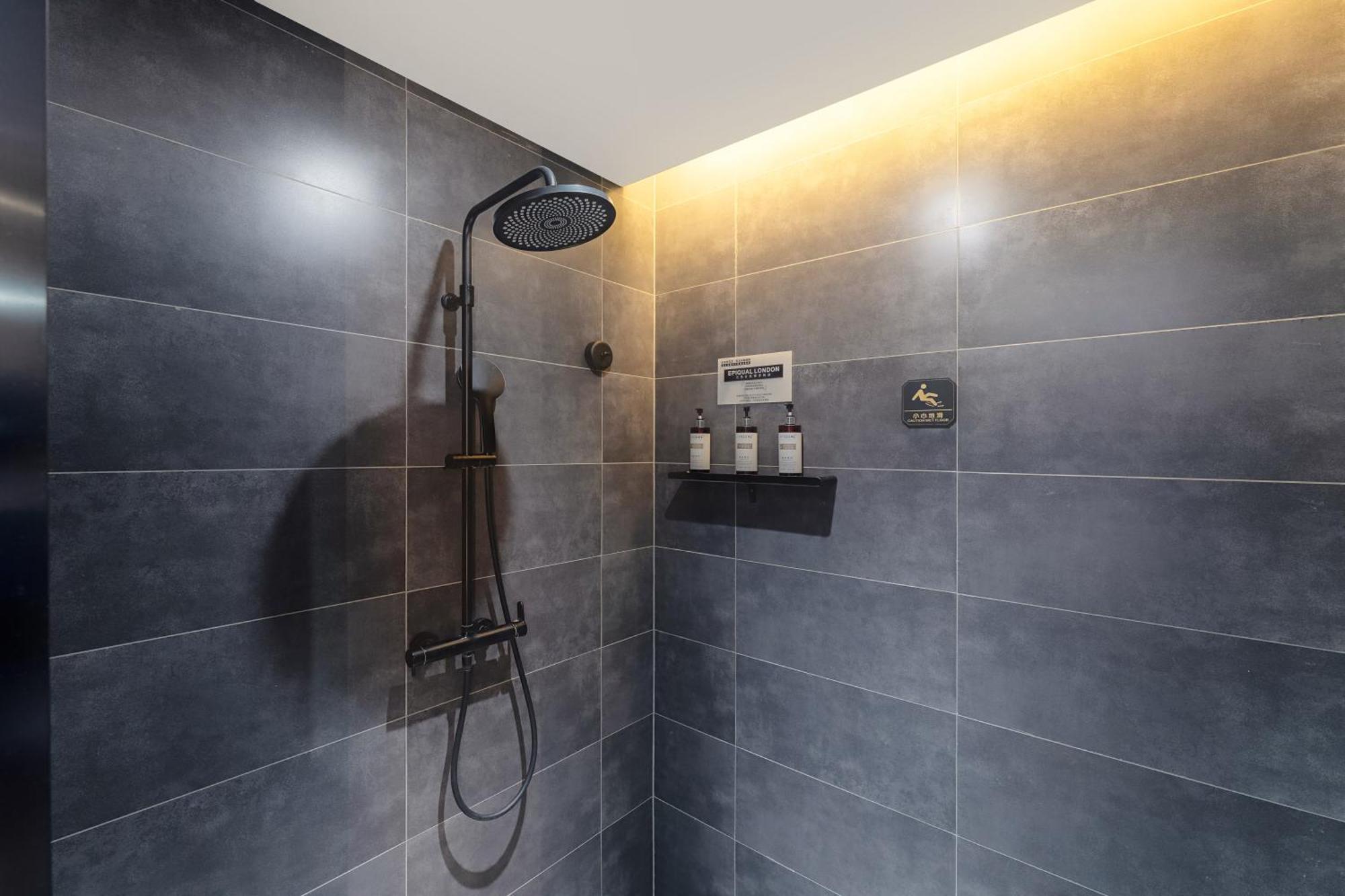 Hesu Designer Hotel & Suites -Near Xi'An Drum Tower And Yongning Gate -Free Laundry Luggage Storage -Kitty Cafe With Freshly Ground Coffee -24H Front Desk -English Service Exterior foto